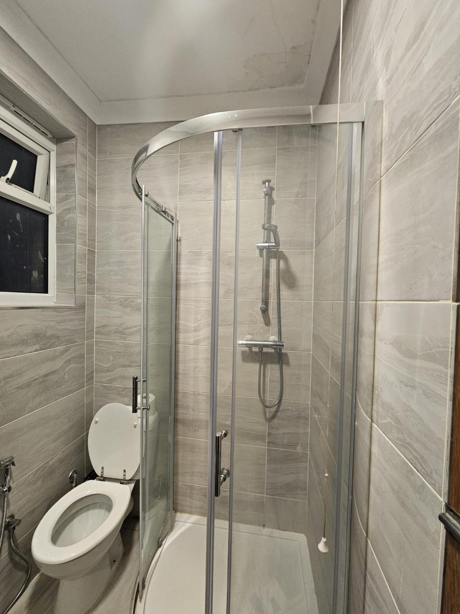 2 Bedroom Flat - Travel Direct To Heathrow/Central London Exterior photo